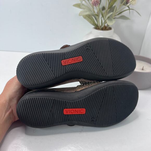 Vionic Shoes Goleta Mary Jane Bronze Metallic Studded Strap Womens 6 NWOB - Picture 9 of 9